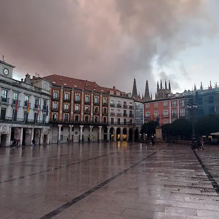Piso Turistico Laursi Burgos