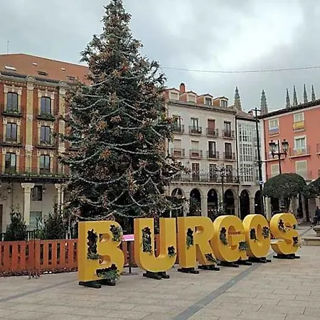 Piso Turistico Laursi *